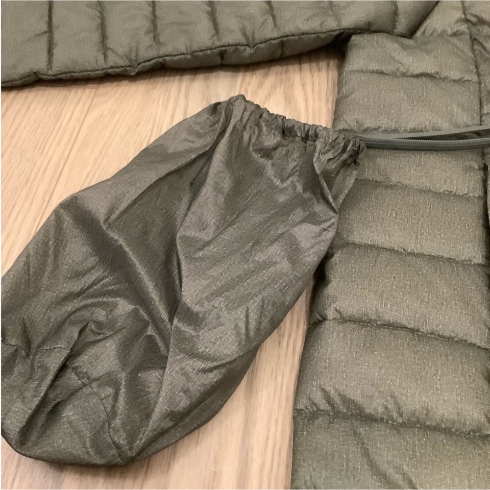 Amazon essentials packable puffer jacket❤️❤️❤️❤️ - Picture 9 of 9